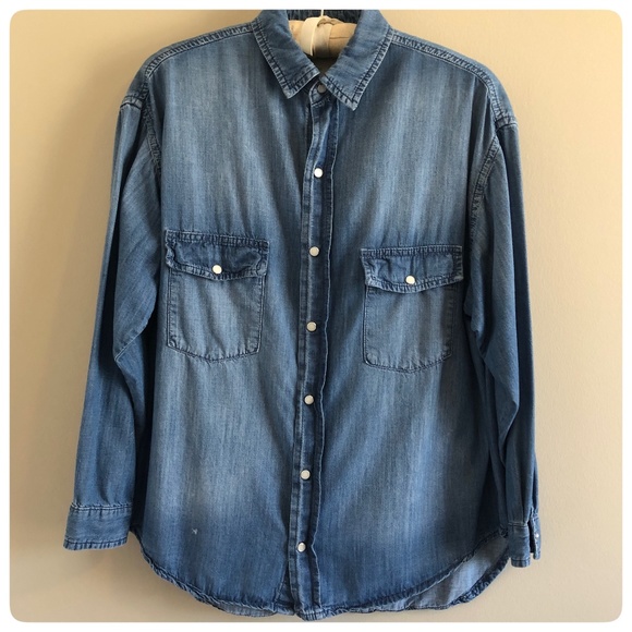 SALE ☘️ PEARL SNAP BUTTON DOWN DENIN SHIRT - Picture 1 of 13